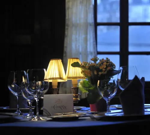 At the Impressionists' Table