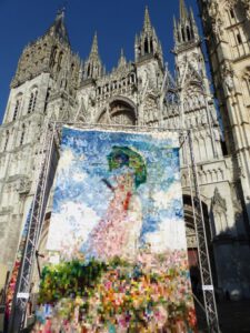 La Femme à l’ombrelle tournée vers la gauche